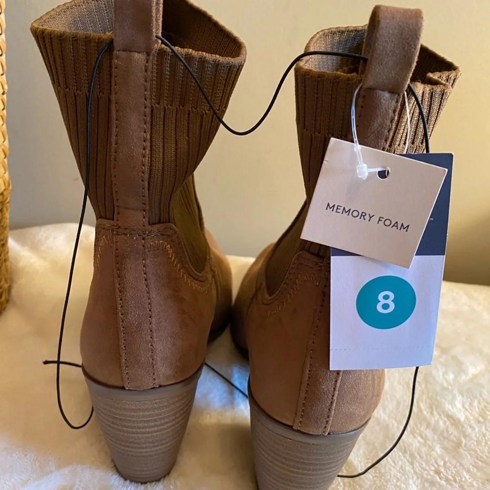 ✨NWT✨Universal Thread Brown Ankle Boots - Picture 6 of 8